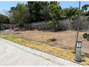 Terreno en venta en Bosques de Palmira, Cuernavaca, Morelos