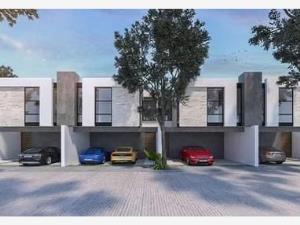 Casa en venta en Plutarco Elías Calles (Cura Hueso), Centro, Tabasco
