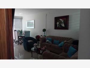 Casa en venta en Valle Imperial, Zapopan, Jalisco