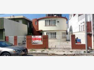 Casa en venta en Loma Larga, Monterrey, Nuevo León
