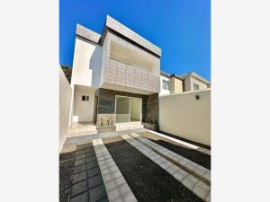 Casa en venta en Lazaro Cardenas, Jiutepec, Morelos