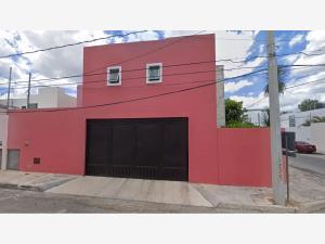 Casa en venta en Emiliano Zapata Nte, Mérida, Yucatán