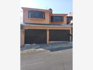 Casa en venta en Fuentes de Satelite, Atizapán de Zaragoza, México