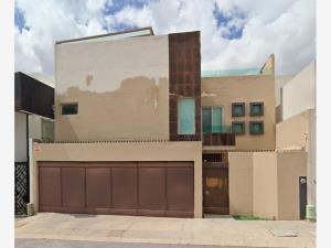 Casa en venta en Lomas del Tecnologico, San Luis Potosí, San Luis Potosí