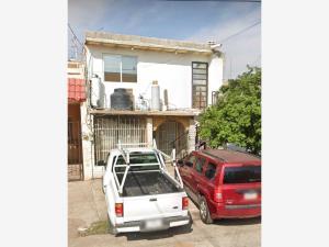 Casa en venta en Moderna, Torreón, Coahuila de Zaragoza Casa en venta en Moderna, Torreón, Coahuila de Zaragoza