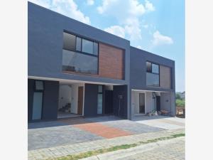 Casa en venta en San Francisco Ocotlán (Ocotlán), Coronango, Puebla