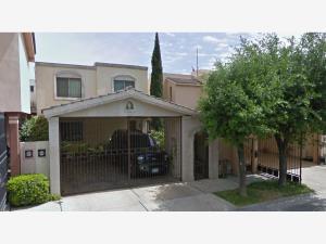 Casa en venta en Bosques de las Cumbres, Monterrey, Nuevo León