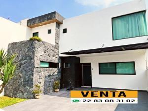 Casa en venta en Lomas de la Rioja, Alvarado, Veracruz de Ignacio de la Llave Casa en venta en Lomas de la Rioja, Alvarado, Veracruz de Ignacio de la Llave