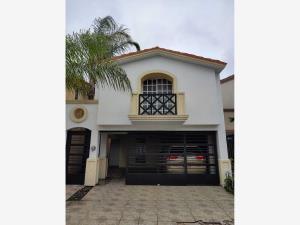 Casa en renta en Avita Anáhuac, San Nicolás de los Garza, Nuevo León