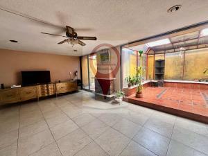 Casa en venta en Paseo de las Palmas, Huixquilucan, México