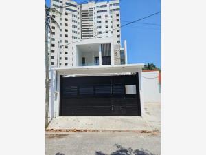 Casa en venta en Boca del Rio Centro, Boca del Río, Veracruz de Ignacio de la Llave