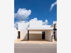 Conkal Casa En Privada Nadira En Venta