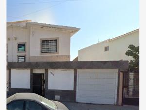 Casa en remate en Los Álamos, Gómez Palacio, Durango