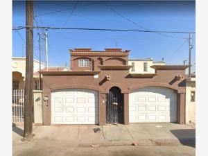 Casa en remate en Santa Mónica, Mexicali, Baja California