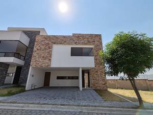 Casa en venta en Lomas de Angelópolis, San Andrés Cholula, Puebla Casa en venta en Lomas de Angelópolis, San Andrés Cholula, Puebla