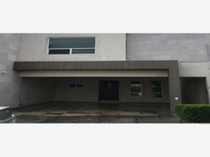 Casa en venta en Joyas de Anáhuac, General Escobedo, Nuevo León