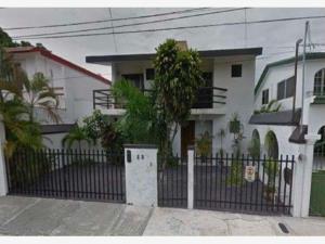 Casa en remate en Supermanzana 2 Centro, Benito Juárez, Quintana Roo