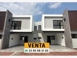 Casa en venta en Las Lomas Residencial, Alvarado, Veracruz de Ignacio de la Llave Casa en venta en Las Lomas Residencial, Alvarado, Veracruz de Ignacio de la Llave