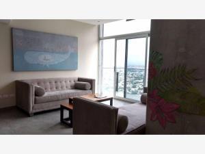 Departamento en renta en Más Palomas (Valle de Santiago), Monterrey, Nuevo León