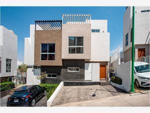 Casa en venta en Mirador de San Isidro, Zapopan, Jalisco Casa en venta en Mirador de San Isidro, Zapopan, Jalisco