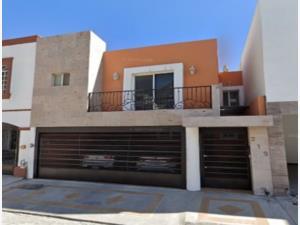 Casa en remate en Cumbres Elite, Monterrey, Nuevo León