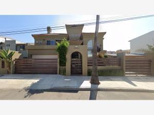 Casa en venta en Playas de Tijuana Sección Costa de Oro, Tijuana, Baja California