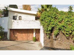 Casa en remate en Lomas del Mirador, Cuernavaca, Morelos