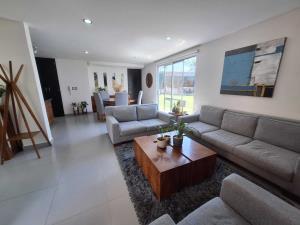 Casa en venta en San Francisco Acatepec, San Andrés Cholula, Puebla