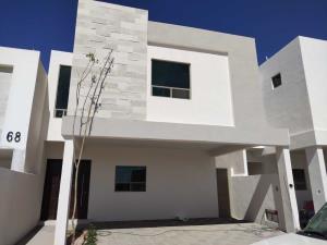 Casa en venta en Quintas del Palmar, Torreón, Coahuila de Zaragoza