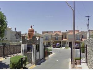Casa en remate en Misión del Sol, Juárez, Chihuahua