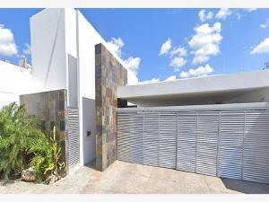 Casa en remate en Montebello, Mérida, Yucatán