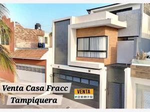 Casa en venta en La Tampiquera, Boca del Río, Veracruz de Ignacio de la Llave Casa en venta en La Tampiquera, Boca del Río, Veracruz de Ignacio de la Llave