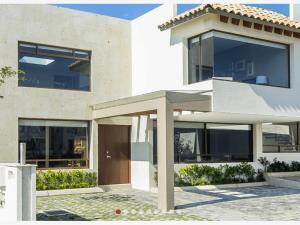 Casa en venta en San Andres Ocotlan, Calimaya, México