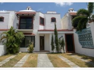 Casa en venta en Residencial Campestre, Benito Juárez, Quintana Roo