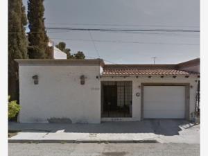 Casa en venta en Los Nogales, Juárez, Chihuahua