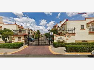 Casa en venta en Villa del Real, Tecámac, México
