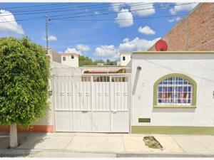 Casa en remate en Granjas Banthi, San Juan del Río, Querétaro