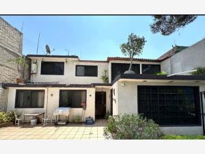 Casa en venta en Agricola Oriental, Iztacalco, Ciudad de México