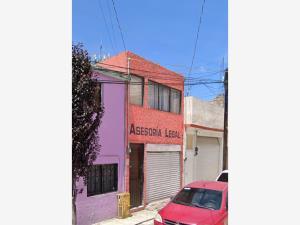 Casa en venta en Moderna de la Cruz, Toluca, México
