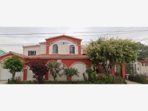 Casa en venta en Hidalgo, Ensenada, Baja California