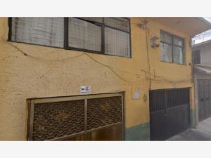 Casa en venta en Agrícola Pantitlán, Iztacalco, Ciudad de México