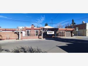 Casa en venta en Las Granjas, Chihuahua, Chihuahua