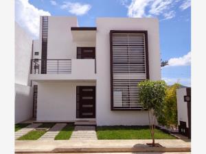 Casa en remate en Empleado Federal, Atlixco, Puebla