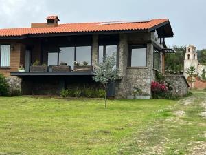 Casa en venta y renta en Tapalpa, Tapalpa, Jalisco