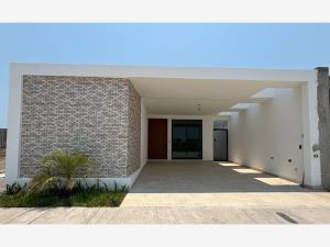 Casa en venta en Las Lomas Residencial, Alvarado, Veracruz de Ignacio de la Llave Casa en venta en Las Lomas Residencial, Alvarado, Veracruz de Ignacio de la Llave