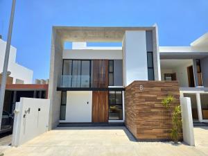 Casa en venta en Lomas de la Rioja, Alvarado, Veracruz de Ignacio de la Llave