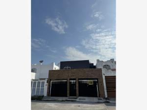 Casa en venta en Dieciocho de Marzo, Medellín de Bravo, Veracruz de Ignacio de la Llave