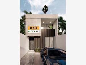 Casa en venta en Graciano Sánchez Romo, Boca del Río, Veracruz de Ignacio de la Llave Casa en venta en Graciano Sánchez Romo, Boca del Río, Veracruz de Ignacio de la Llave
