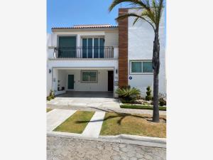 Casa en venta en Lomas de Angelópolis, San Andrés Cholula, Puebla Casa en venta en Lomas de Angelópolis, San Andrés Cholula, Puebla