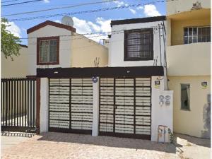 Casa en remate en Mision de Fundadores, Apodaca, Nuevo León